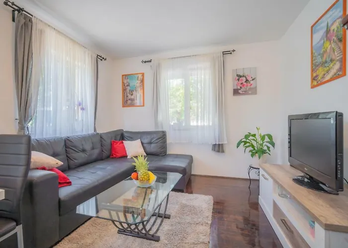 Ivona By Interhome Casa vacanze